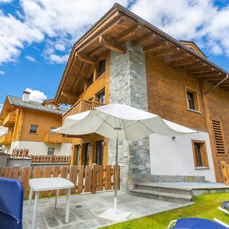 Casa Luminosa Ski In -ski Out 100m - Happy * Livigno